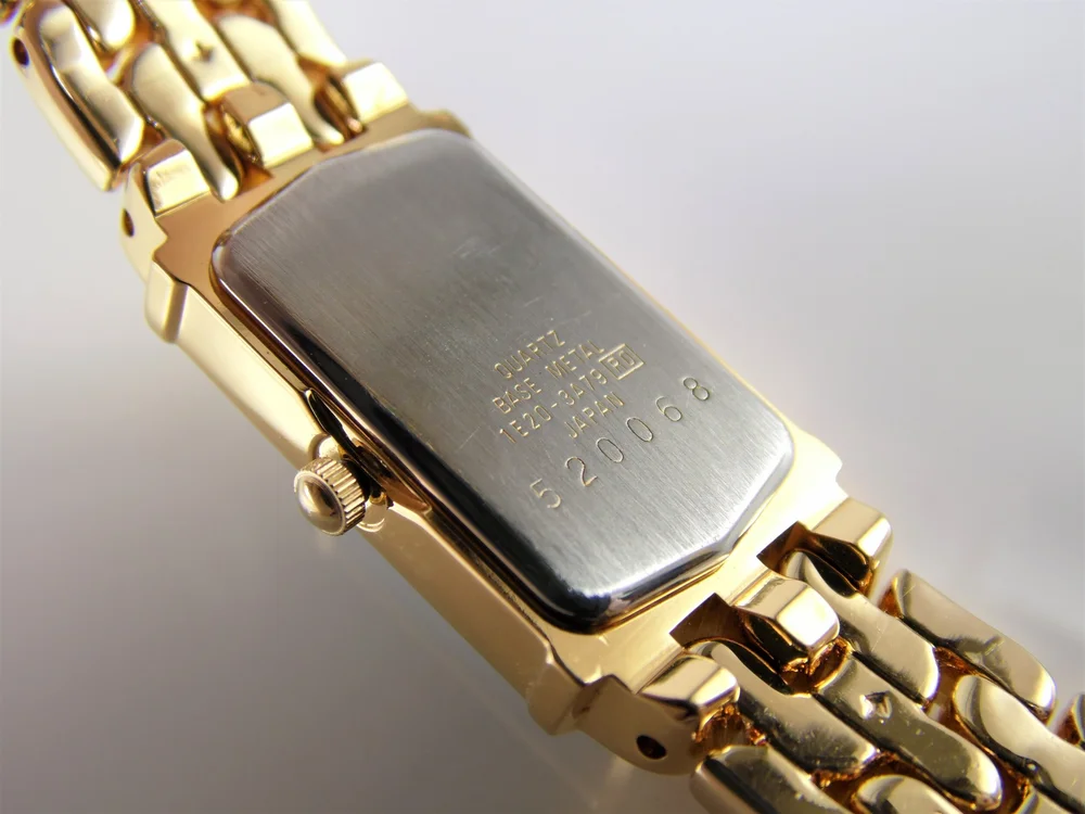 Extremely Rare Vintage Womens Ladies Gold Lassale by Seiko Emerald